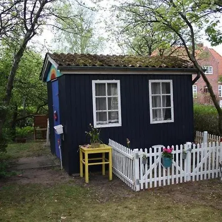 Stor Med Privat Have